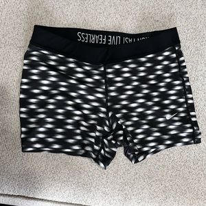 Nike spandex size L